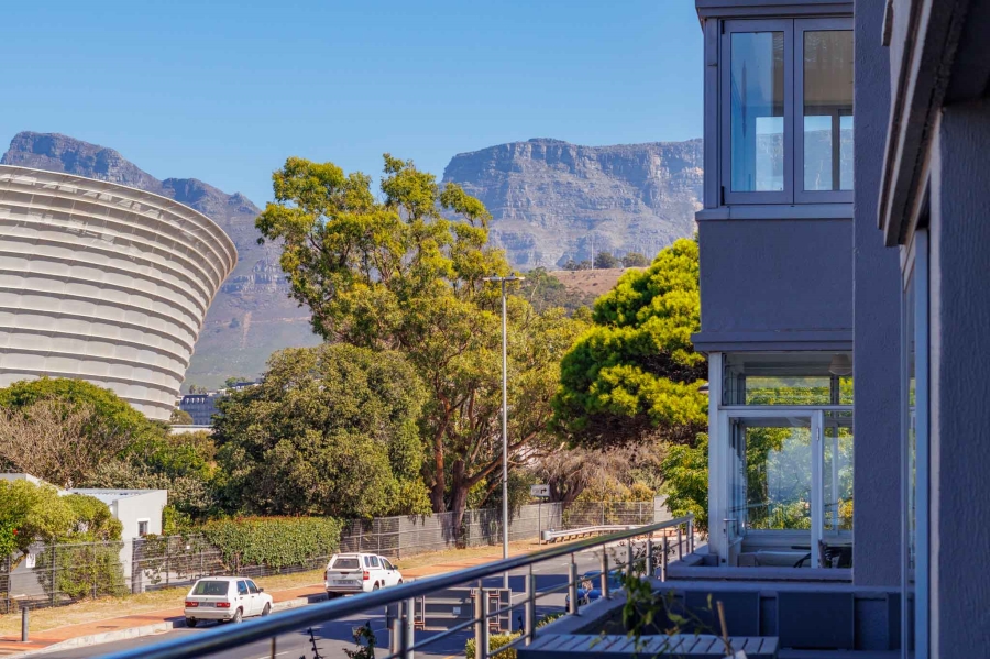 To Let 1 Bedroom Property for Rent in Mouille Point Western Cape